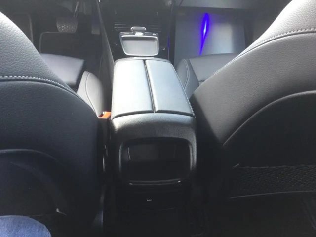 Mercedes-Benz A 220 4MATIC Progressive