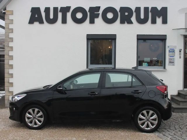 Kia Rio Vision~LED~Kamera~Carplay/Android~1.Hd~