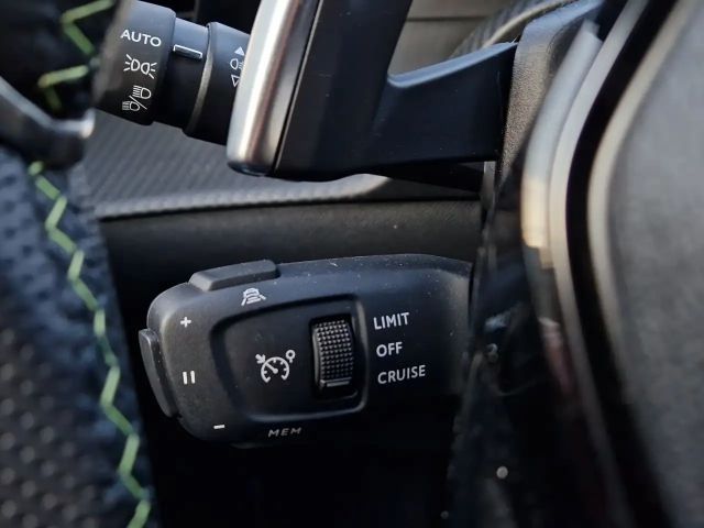 Peugeot 208 GT-Line Hybrid