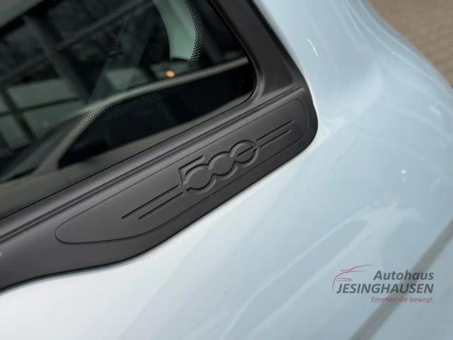 Fiat 500e Navi Digitales Cockpit JBL LED Apple CarPlay El. V