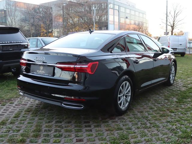 Audi A6 40 TDI S-Tronic Sedan