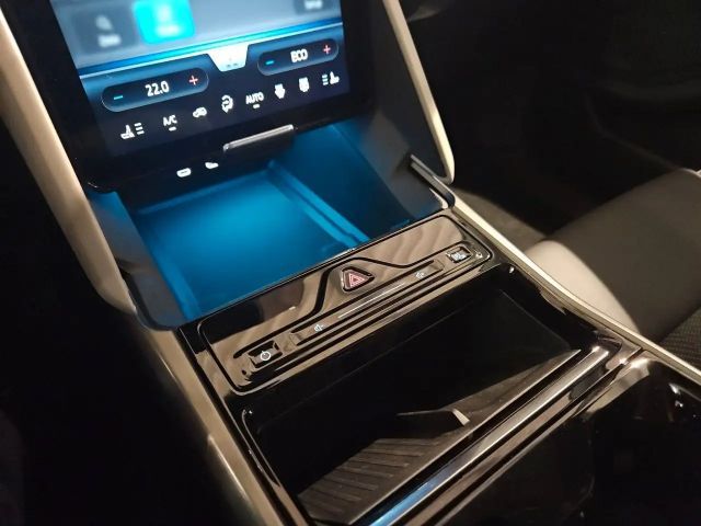 Ford Explorer Extended range