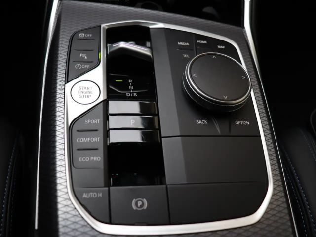 BMW 330 330i M-Sport Sedan xDrive