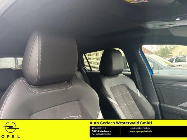 Opel Astra Sports Tourer Ultimate