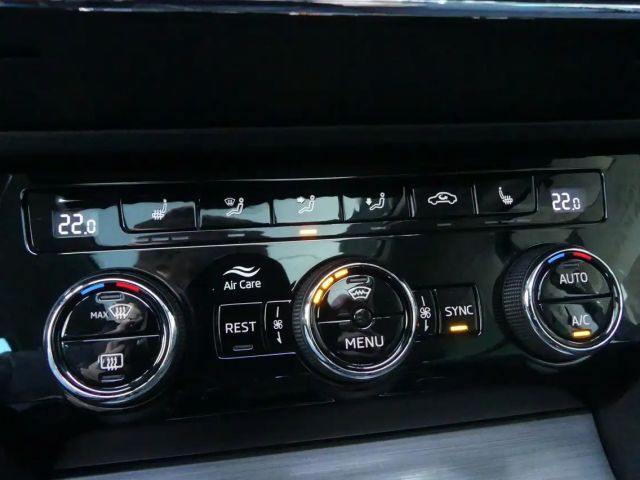 Skoda Superb 2.0 TDI Style Style