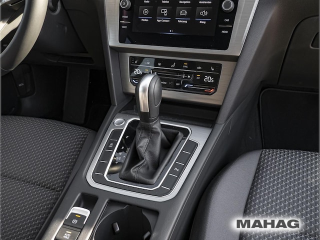 Volkswagen Passat 1.5 TSI DSG Variant