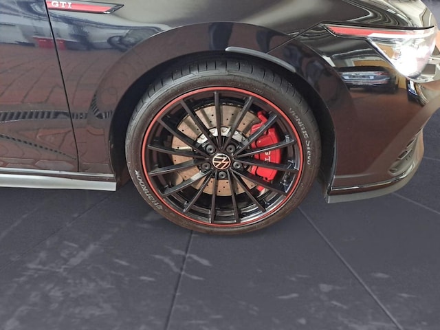 Volkswagen Golf 2.0 TSI GTI