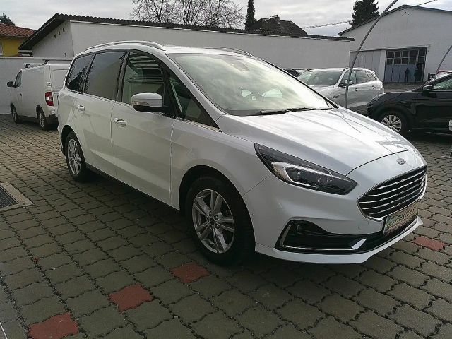 Ford Galaxy Titanium