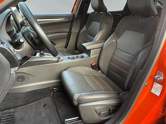 Renault Arkana Bose EDC