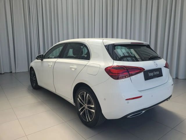 Mercedes-Benz A 180 Hatchback Progressive