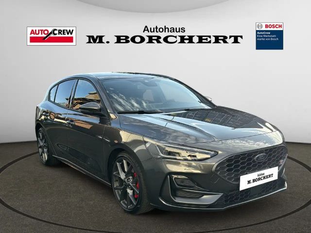 Ford Focus Limited ST Line