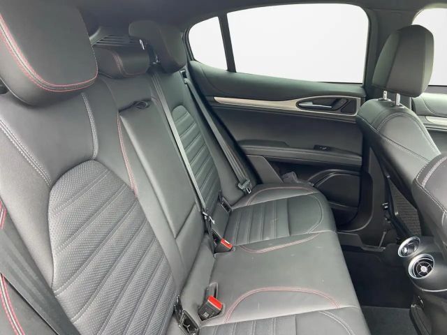 Alfa Romeo Stelvio Q4