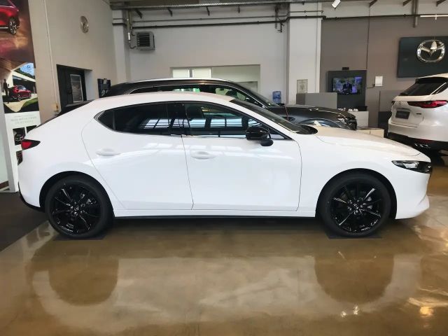 Mazda 3 2.5L Homura SkyActiv e-Skyactiv