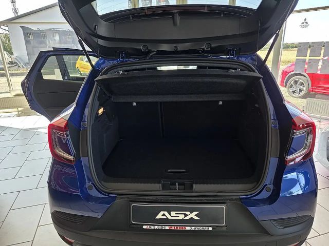 Mitsubishi ASX Invite