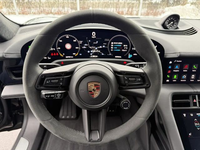 Porsche Taycan Turbo