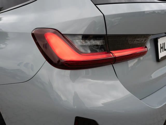 BMW 330 330d M-Sport Touring xDrive