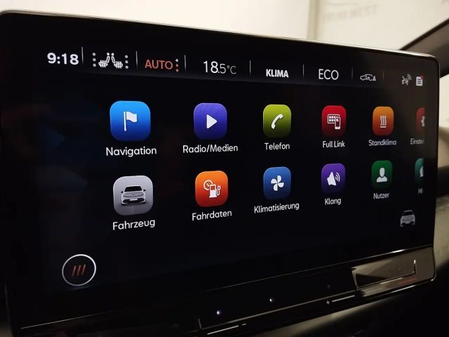 Cupra Born 62kWh...Navi/RFK/LED