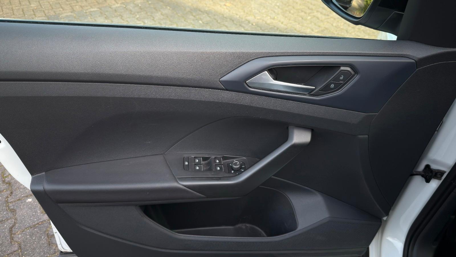 Volkswagen T-Cross Style