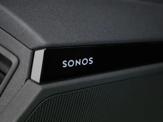 Audi RS3 Quattro S-Tronic Sedan