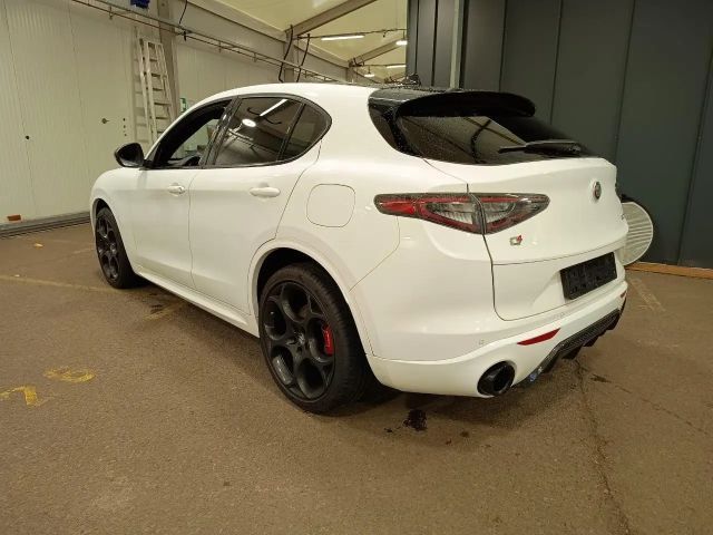 Alfa Romeo Stelvio Q4