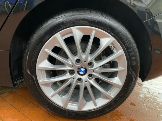 BMW 116 116i Advantage pakket Sedan