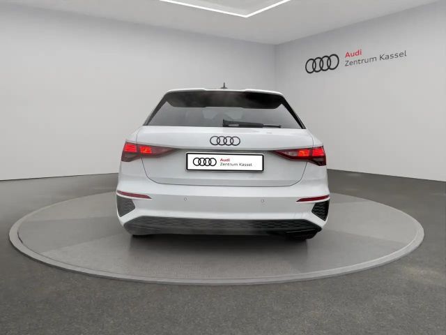 Audi A3 45 TFSI Hybride S-Line Sedan