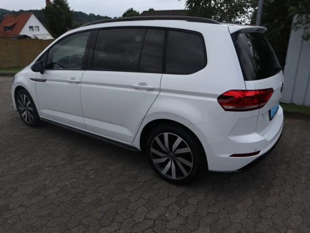 Volkswagen Touran 1.5 TSI DSG Highline R-Line
