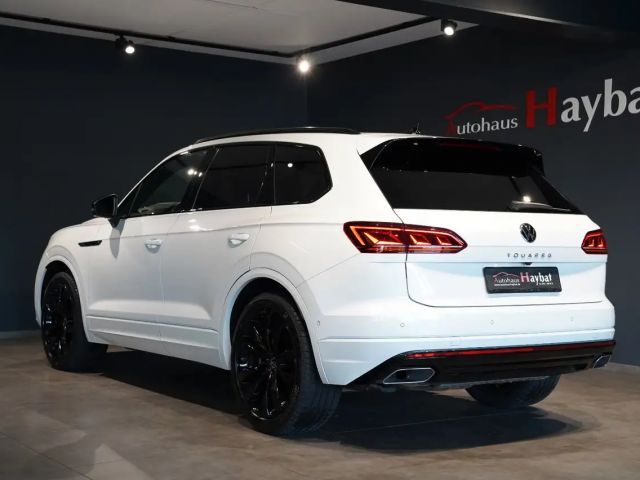 Volkswagen Touareg IQ.Drive R-Line