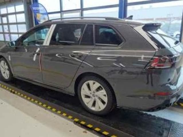 Volkswagen Golf 1.5 eTSI DSG Variant