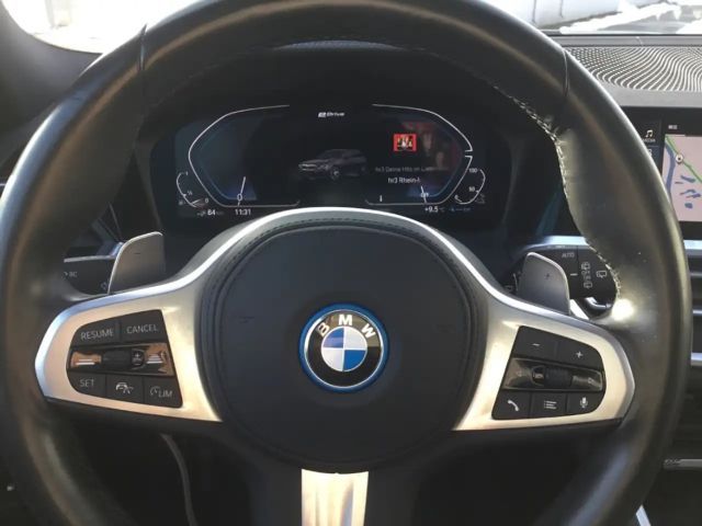 BMW 330 330d 330e xDrive