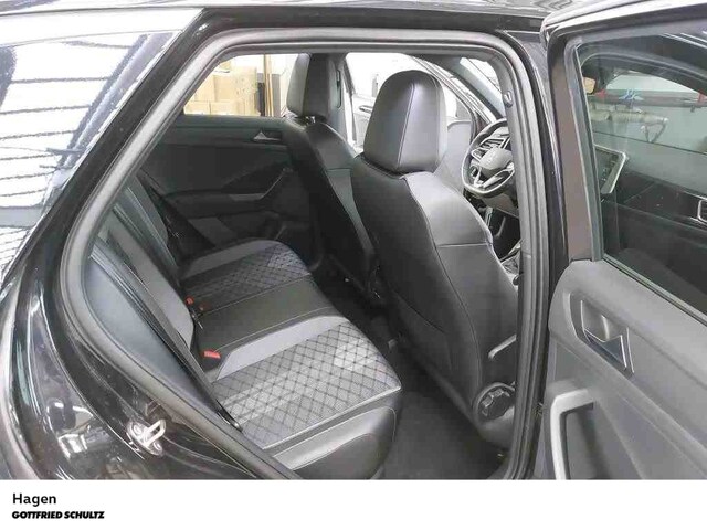 Volkswagen T-Roc 1.5 TSI DSG IQ.Drive R-Line