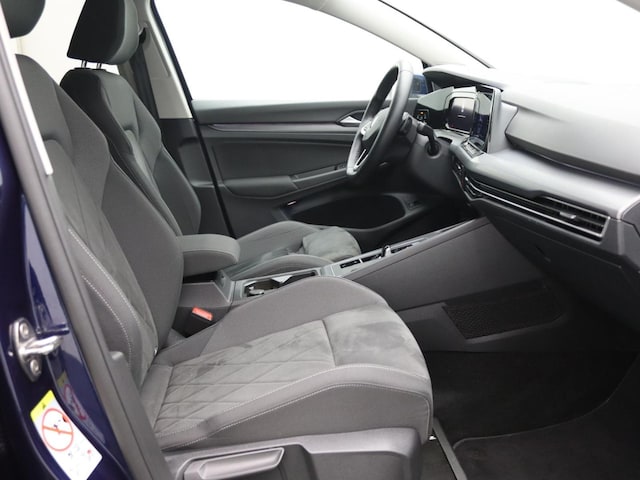 Volkswagen Golf 1.5 eTSI DSG Style Variant