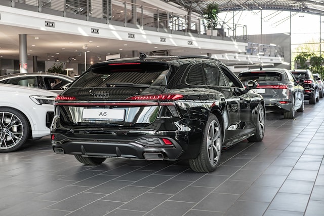Audi A6 Avant S-Tronic