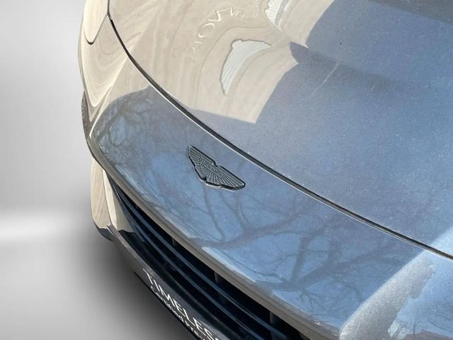 Aston Martin V8 V8