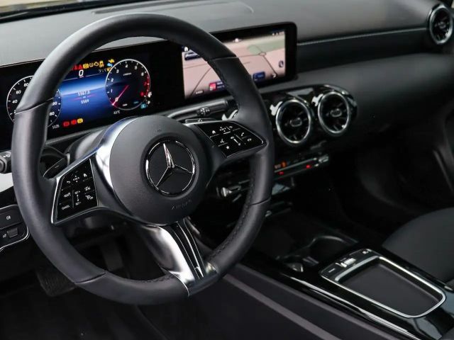 Mercedes-Benz A 180 Progressive