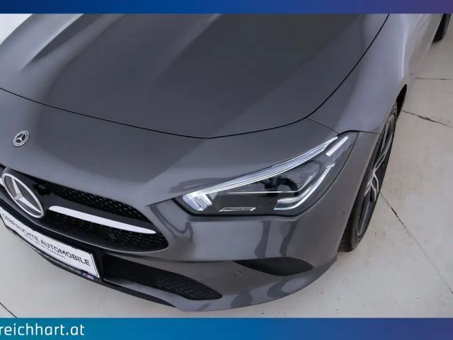 Mercedes-Benz CLA 200 CLA 200 d Shooting Brake