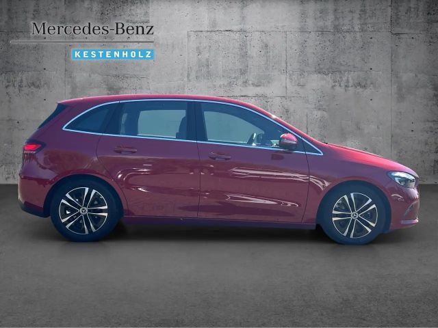 Mercedes-Benz B 220 B 220 d