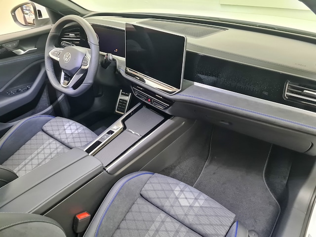 Volkswagen Passat Pano ACC STH