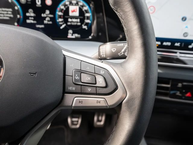 Volkswagen Golf 1.5 TSI Variant