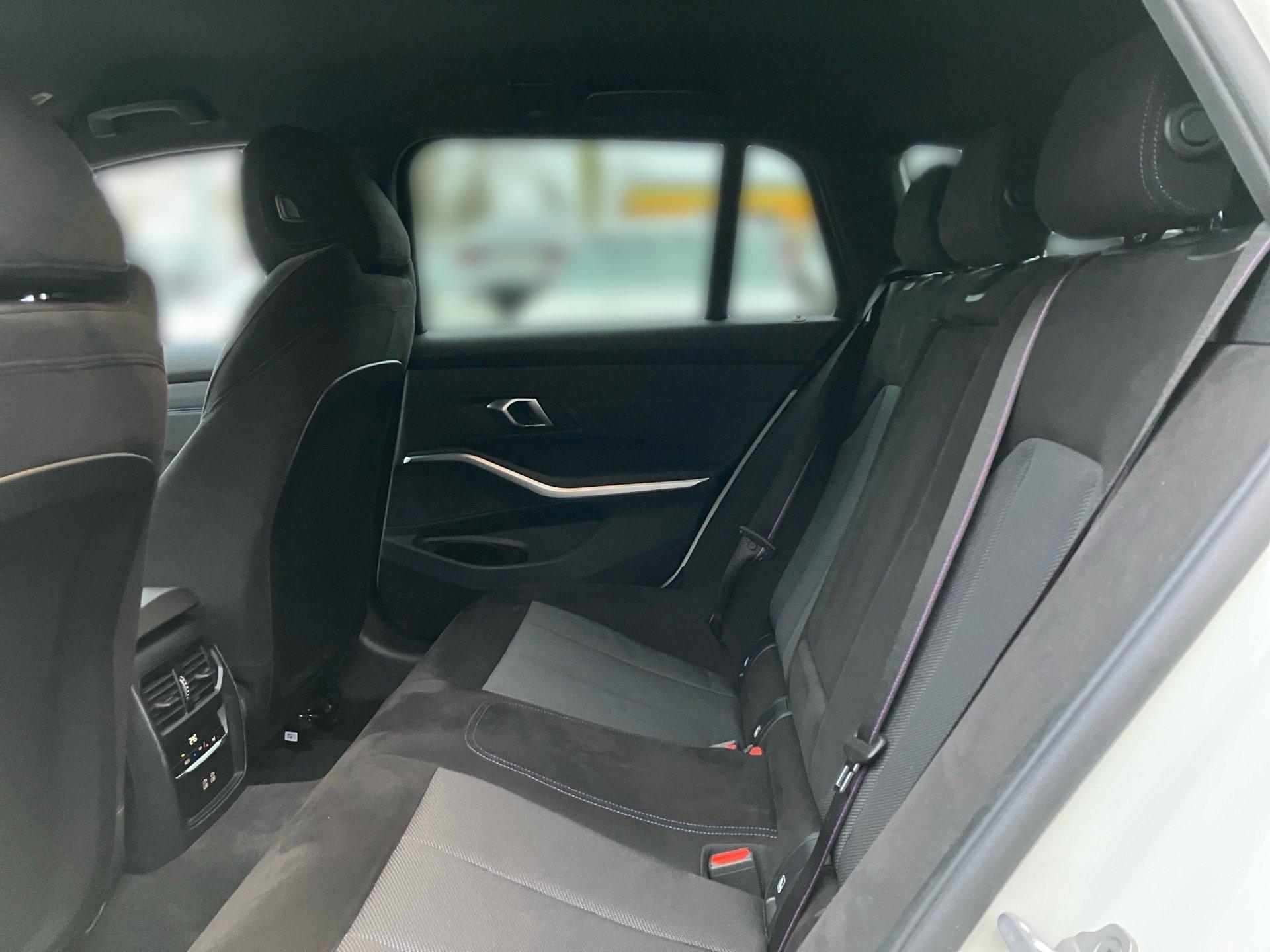 BMW 320 320i Touring