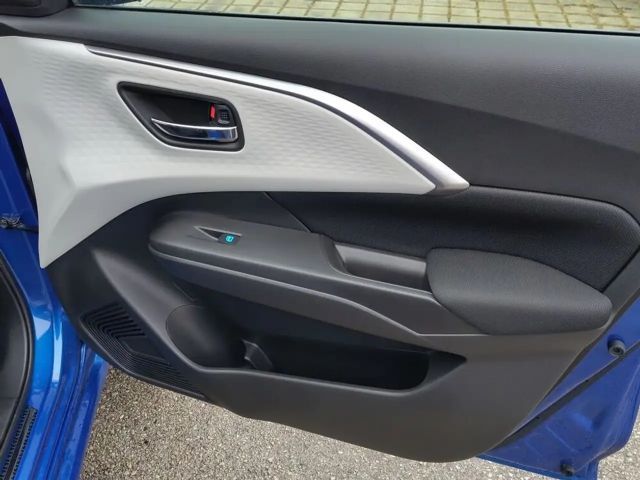 Suzuki Swift AllGrip Flash Hybrid