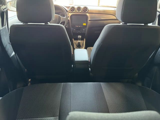 Suzuki Vitara AllGrip Hybrid Shine