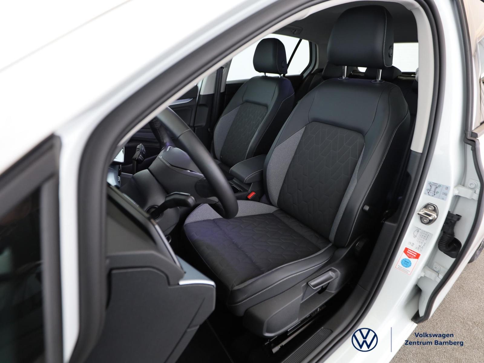 Volkswagen Golf 1.5 TSI Golf VIII