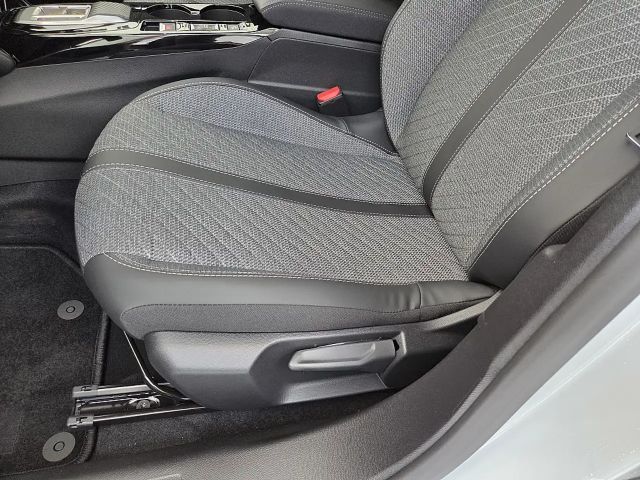 Peugeot 2008 Allure Pack EAT8 PureTech