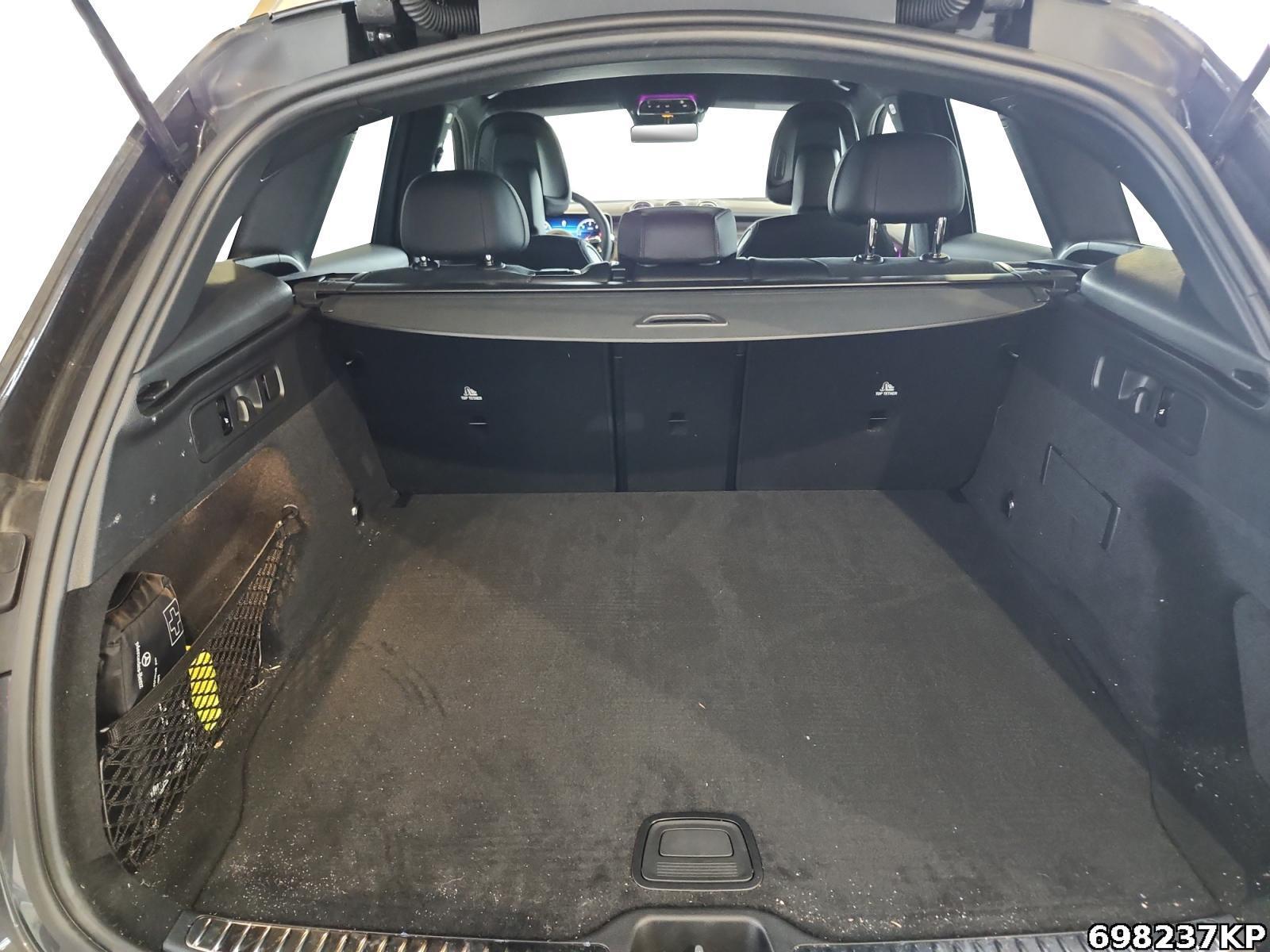 Mercedes-Benz GLC 300 4MATIC AMG Line GLC 300 d