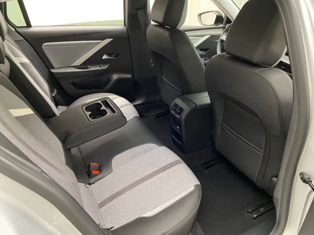 Opel Astra Business Elegance Sports Tourer