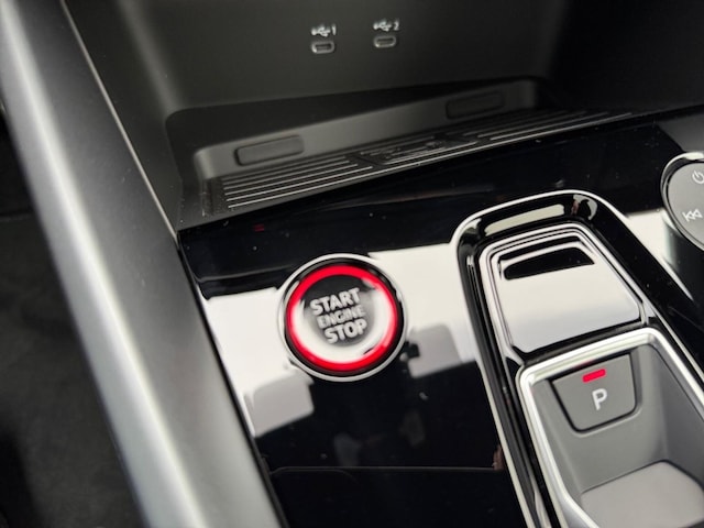 Audi S3 Quattro S-Tronic Sedan