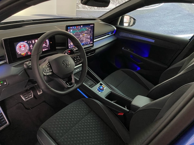 Volkswagen T-Roc 1.5 eTSI DSG R-Line