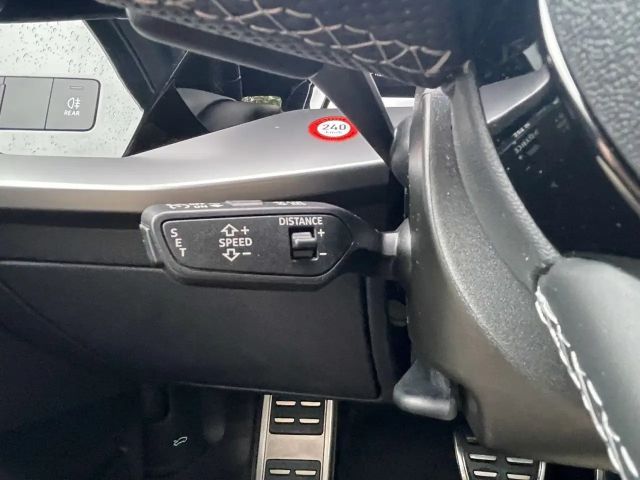 Audi A3 30 TFSI Sedan