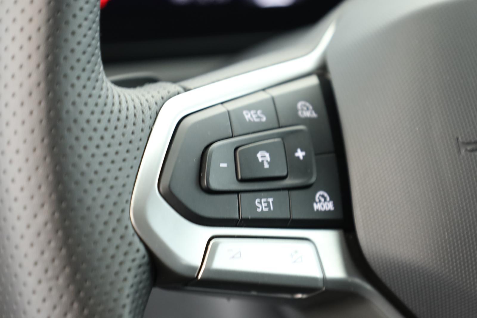 Volkswagen Tiguan 2.0 TSI DSG IQ.Drive R-Line